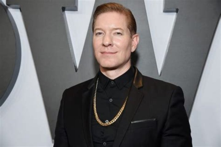 Joseph Sikora is Married to Wife: Tania Ribalow. Kids.