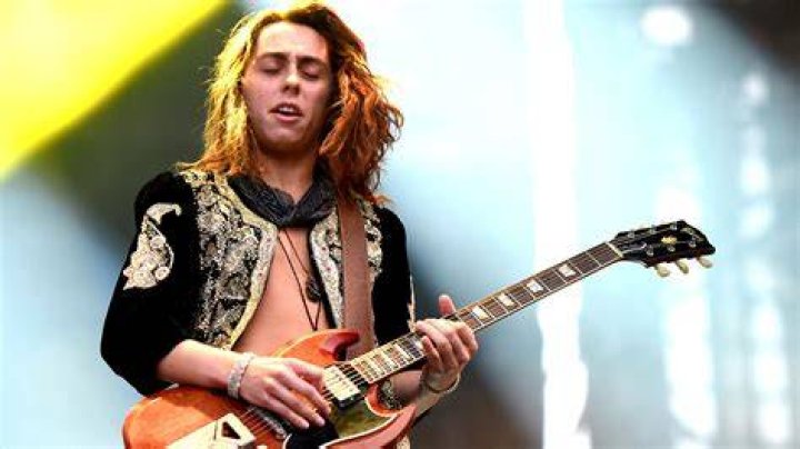 Josh Kiszka Net Worth: Height, Age, Bio, Career & More