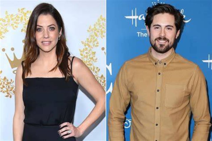 Julie Gonzalo Husband: Who Is She Married To? Everything On Boyfriend and Relationships