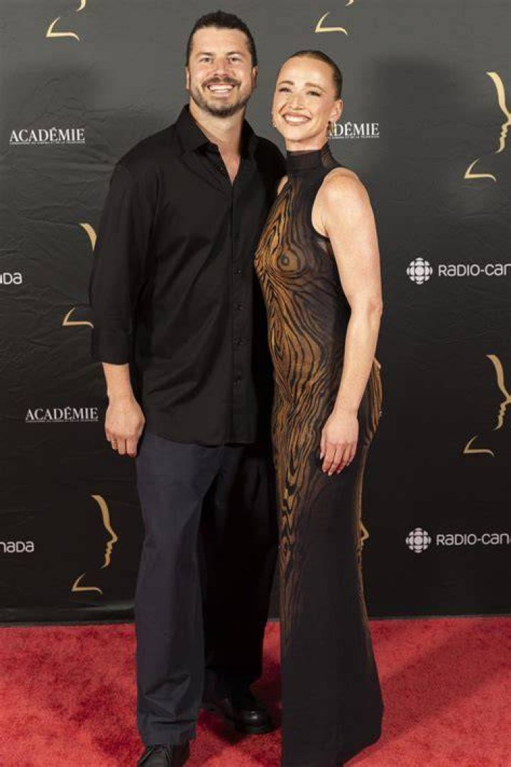 Karine Vanasse Conjoint -Who Is She Married To? Everything To Know