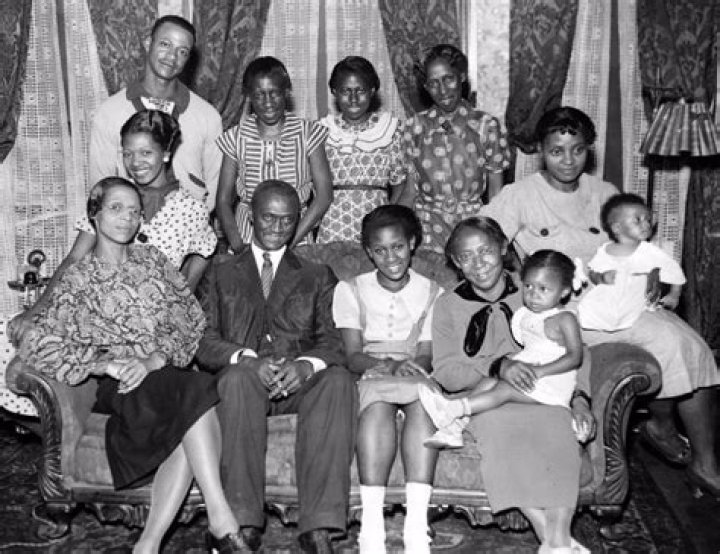 Knight Jones | Parents And Sibilings