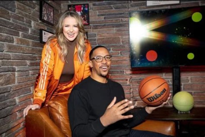 Kristen Ledlow Is Married To Her Husband Will Ramanakiwai- Meet Sports Commentator On Instagram