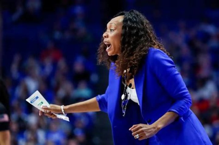 Kyra Elzy Is Earning 7 Digits Salary As Head Coach From Kentucky Wildcats