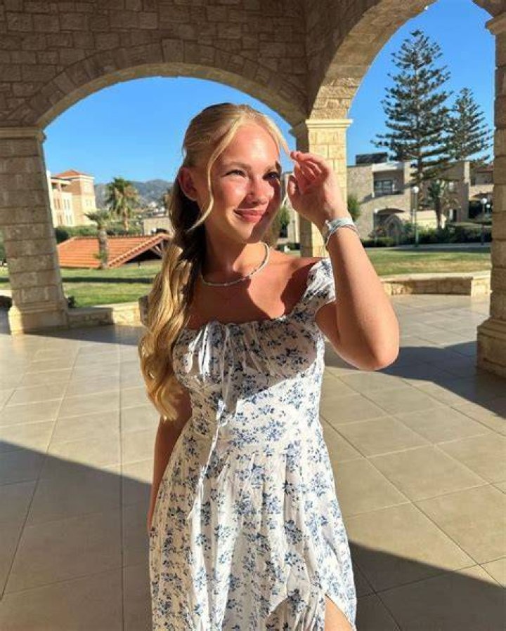 Lara Flumiani Age, Wiki, Boyfriend, Net Worth, Instagram