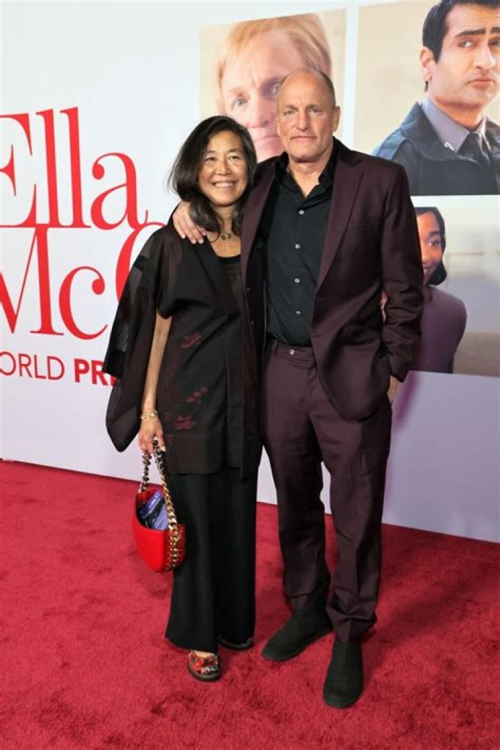 Laura Louie Bio, Age, Woody Harrelson, Family, Education, Net worth