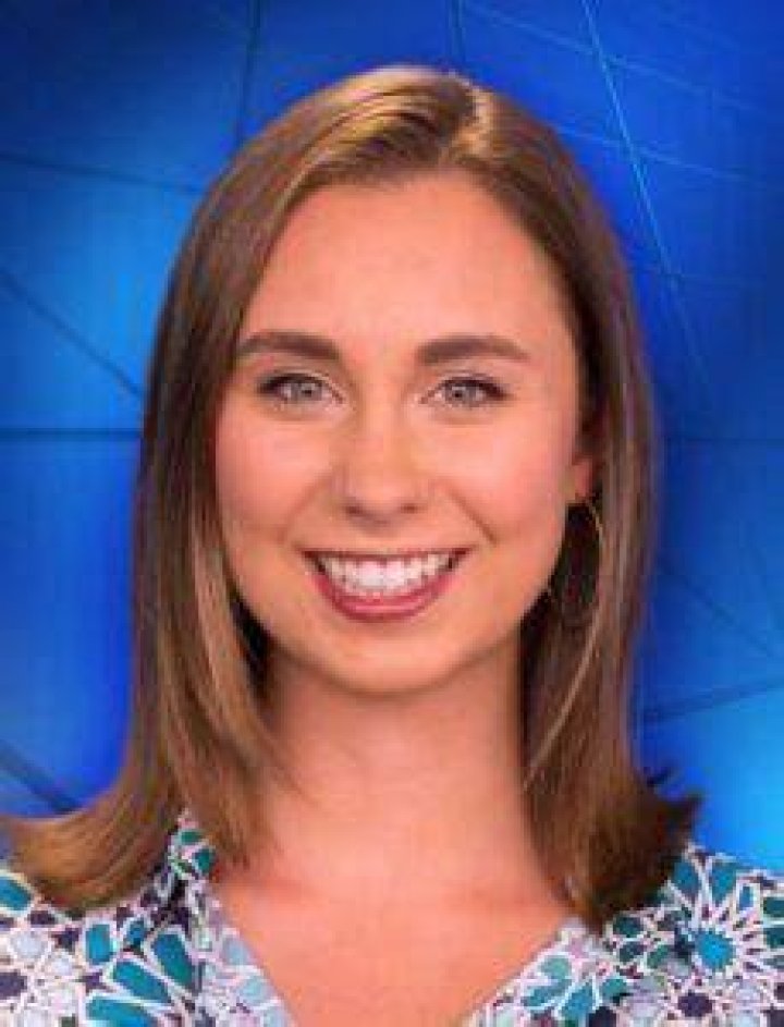 Lauren Donovan Bio, Wiki, Age, Height, Family, Dating, Salary, KIRO 7, and Net Worth