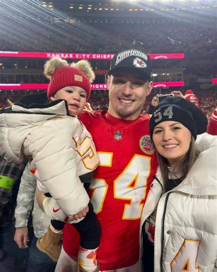 Leo Chenal Wife: Meet Randi Siebenthal