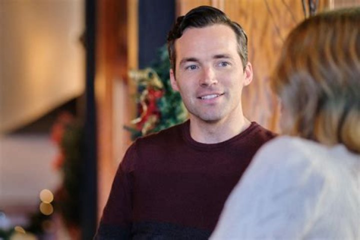 Leo James Davis Age and Parents: Meet The “Ghosts of Christmas Always” Cast