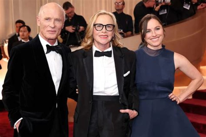 Lily Dolores Harris: 10 Facts On Amy Madigan’s Daughter
