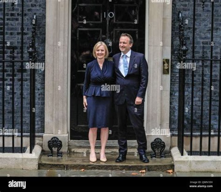 Liz Truss Husband Hugh O’Leary – Children and Net Worth