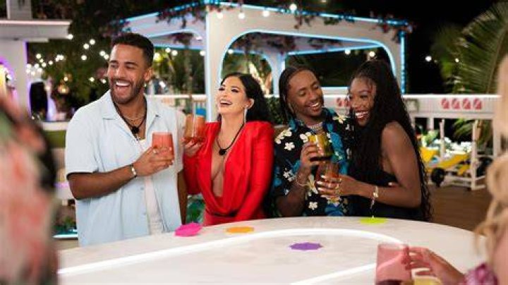 Mackenzie Dipman Returned To “Love Island USA” For Its Fourth Season
