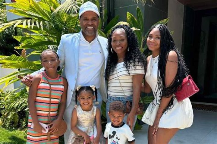 Marcus Epps EAGLES Parents: Who is Malcolm Epps father?