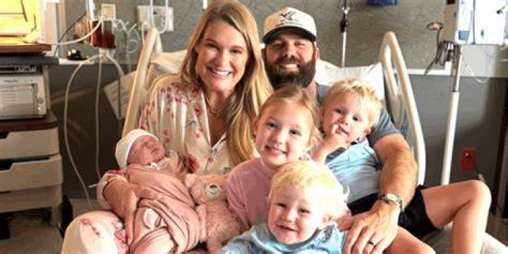 Matt Stell Wife, Age, Wiki, Net Worth, Family