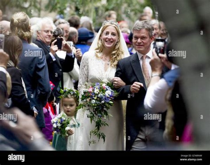 Meet Flora Montgomery Husband Soren Jessen, Kids Family And Net Worth