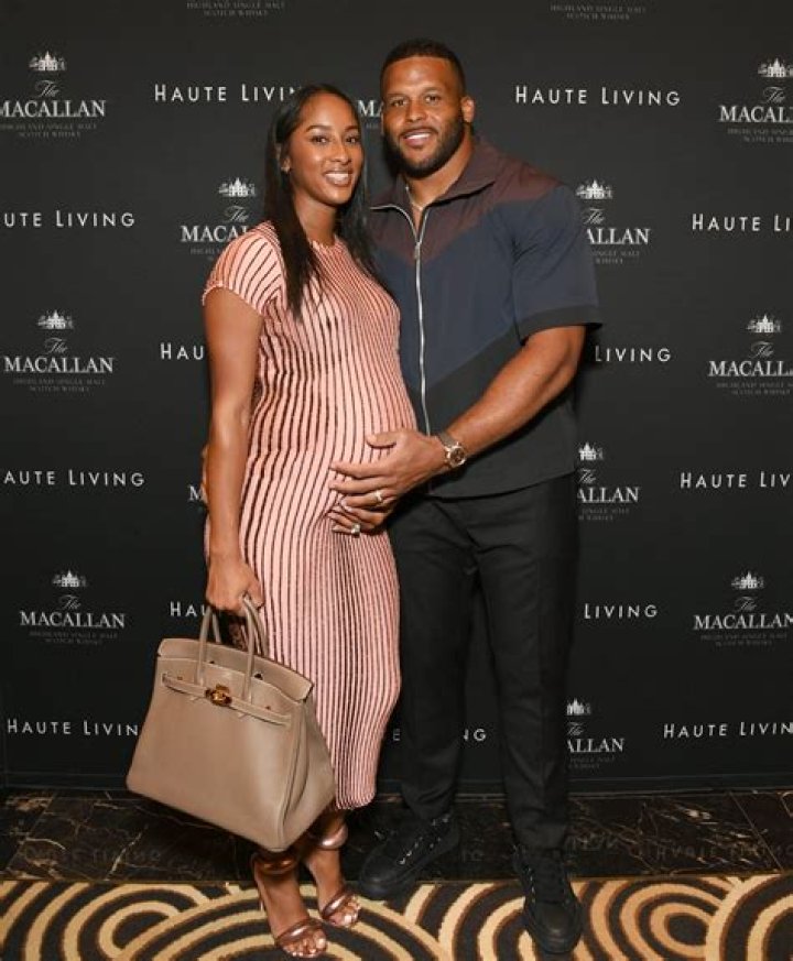 Meet Michael Robinson Wife On Instagram- Everything To Know About Shameka Robinson
