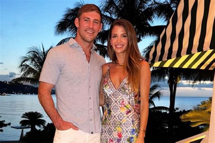 Naomie Olindo Bio, Wiki, Age, Family, Boyfriend, Southern Charm and Net Worth
