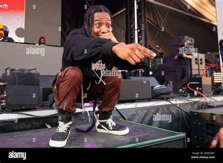 Netizens Claim That Canadian Rapper Pressa Aka Quinton Armani Gardner Shot Kodak Black, Video On Reddit