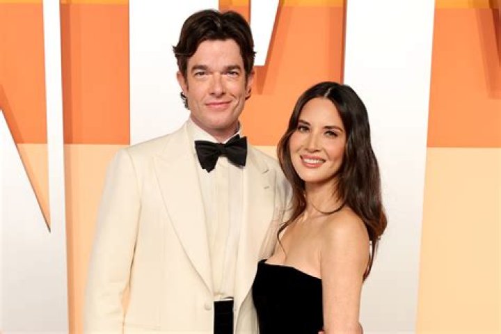 Olivia Munn Height, Age & Measurements – How tall is Olivia Munn?