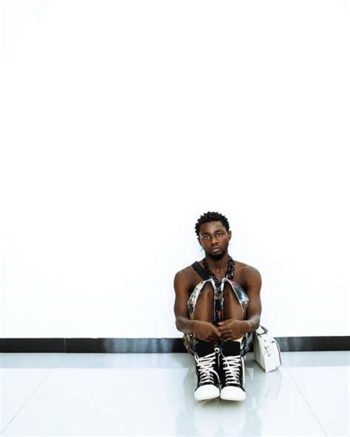 Omah Lay Biography: Girlfriend, Age, Songs, Net Worth, Record Label, Wikipedia, , State Of Origin, Wife, Albums