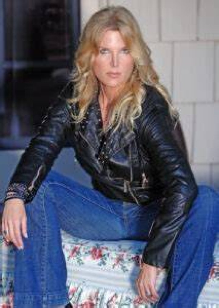 Peter Bogdanovich’s ex-wife, Louise Stratten Biography: Age, Instagram, Net Worth, Pictures, Boyfriend, Movies, Birthday, Wikipedia, Parents, Birthday, Date Of Birth