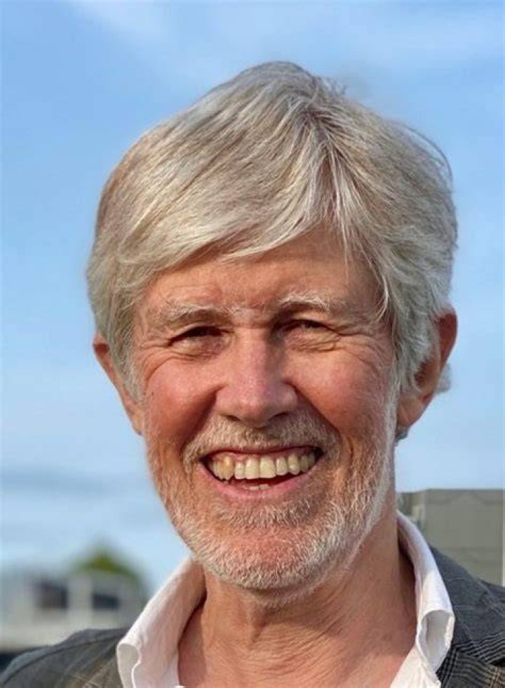 Peter Davis