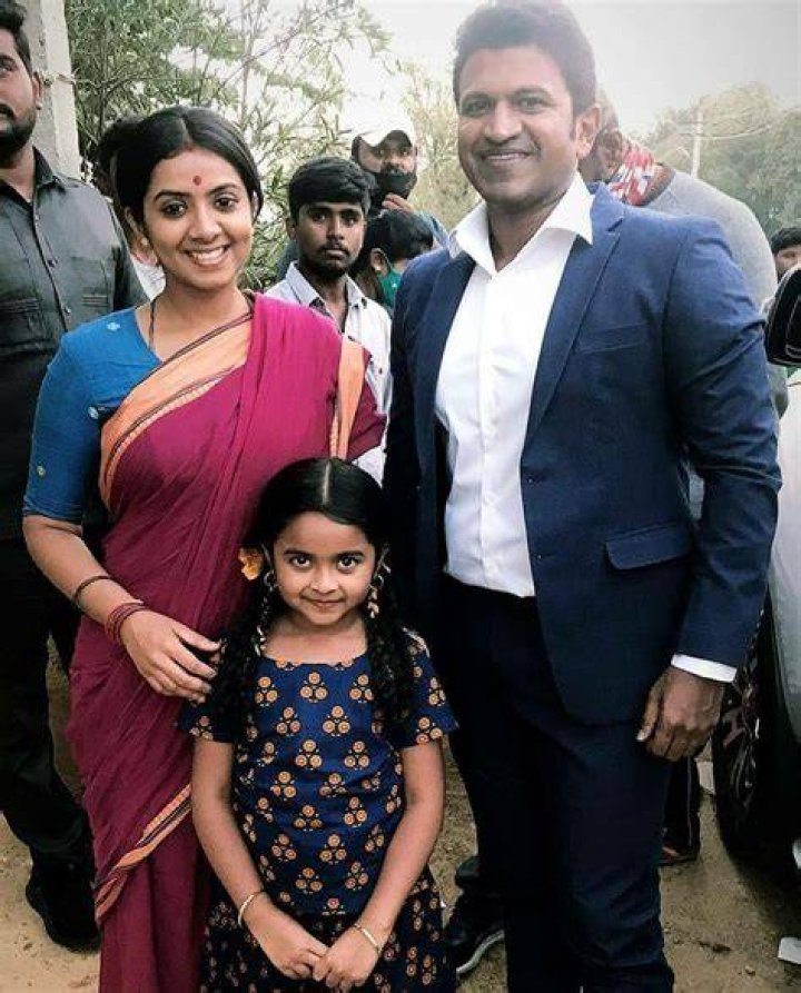 Puneeth Rajkumar Wife: Ashwini Revanath Age, Parents, Wikipedia, Instagram, Biography, Education, Birthday, Family