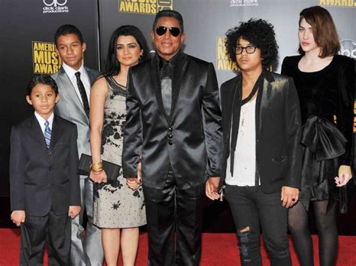 Randy Jackson: Wife, net worth, tattoos, smoking & body facts