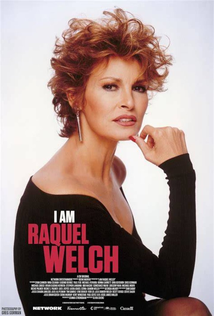 Raquel Welch Relationships: Did Joe Namath go out with Raquel Welch?