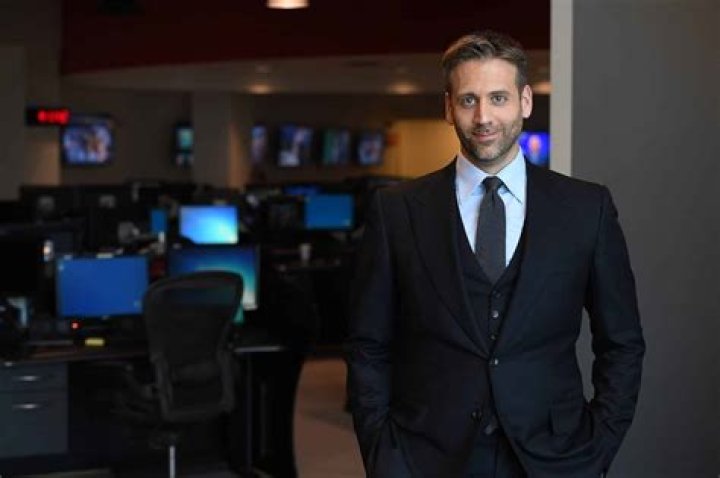 Raymond Lopez Bio, Wiki, Age, Height, Husband, Office, Alderman, Net Worth