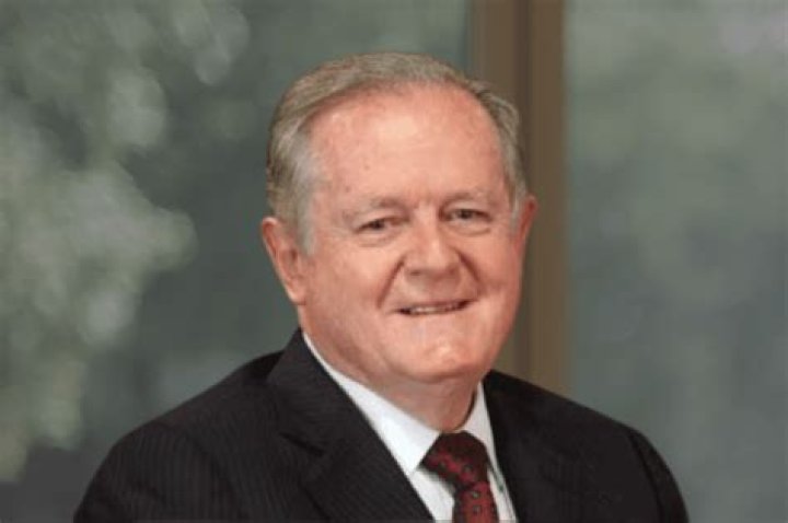 Rodolfo Velez Net Worth, Income, Salary, Earnings, Biography