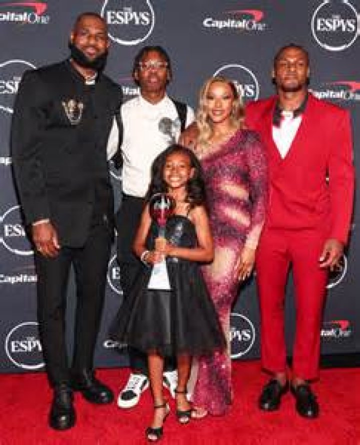 Savannah James – Age, Height & Facts About LeBron James’ Wife