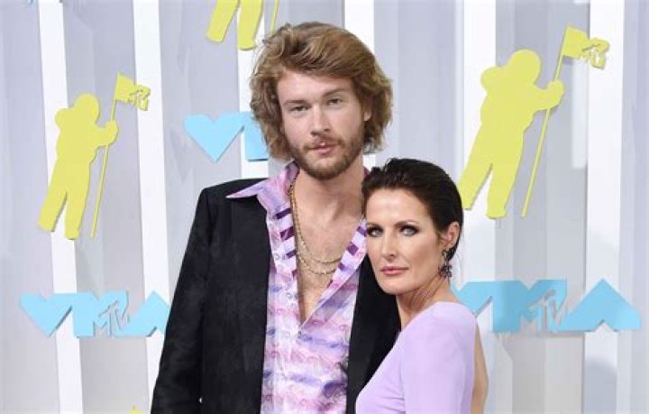 Sheri Easterling Pregnancy Rumors: Why Does Everyone Thinks She Is Pregnant?
