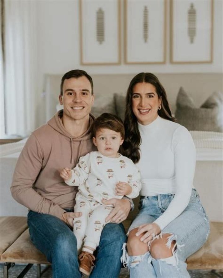 Sofia Whittaker Wikipedia, Biography, Age, Height, Husband, Baby, Instagram