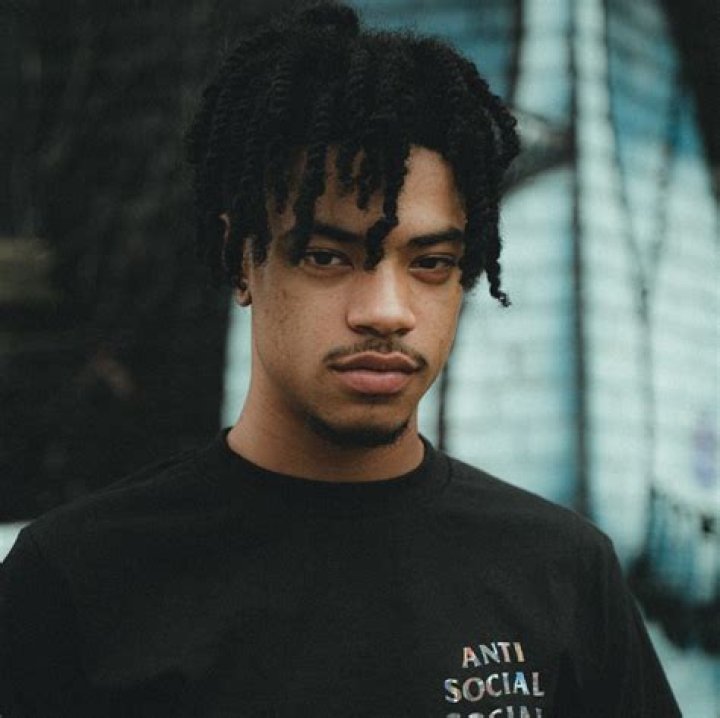 Stay Solid Rocky