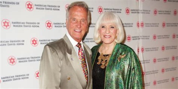 Stefanie Powers First Husband: Who is Gary Lockwood?