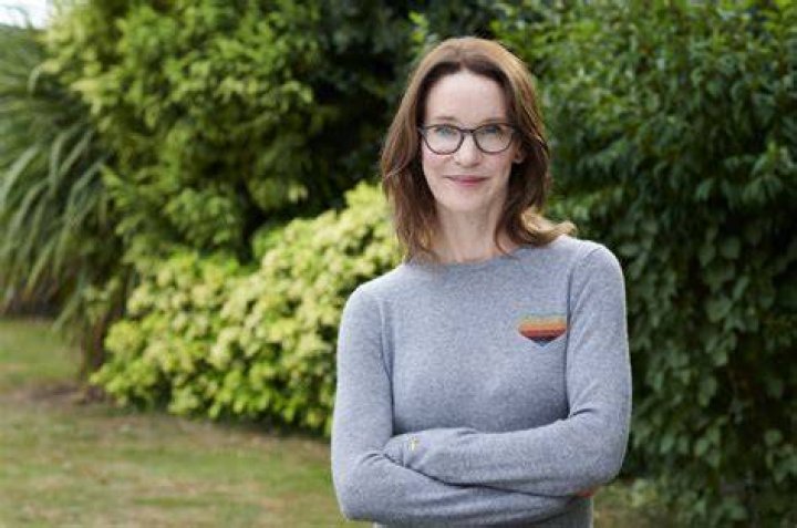Susie Dent Biography – Facts, Husband, Net Worth, Family, Age