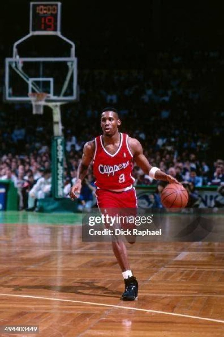 Tharon Mayes