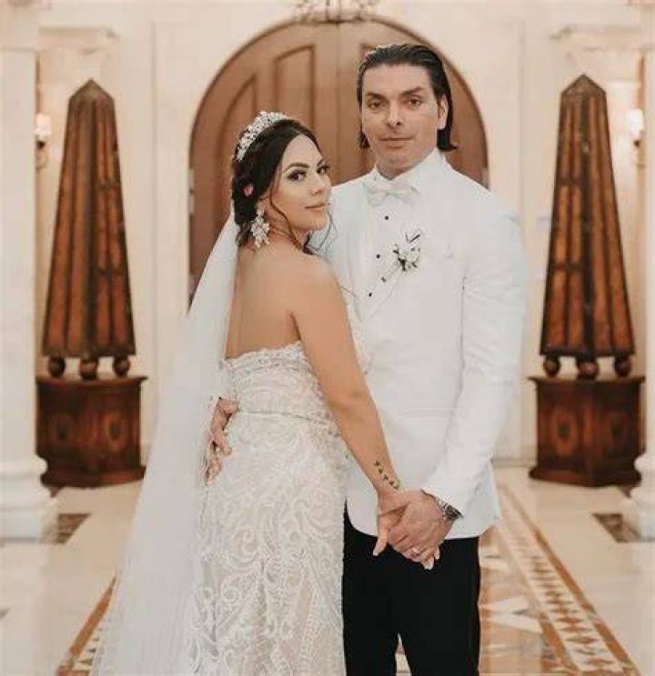 The New Parenting Experience Of Frank Bollok And His New Wife