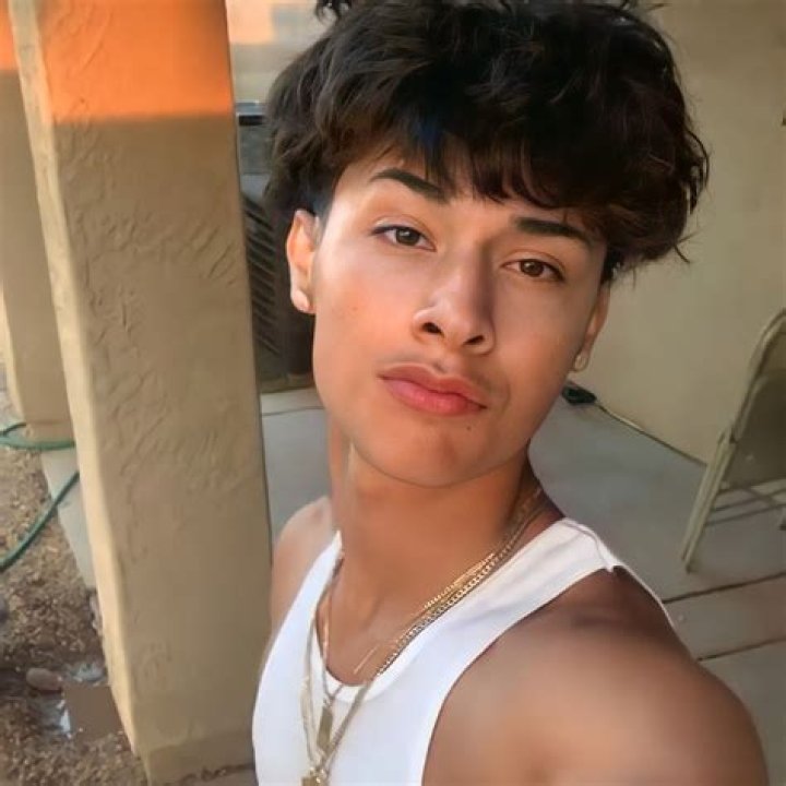 Tinkerprincess0 Tiktok Age, Wiki, Biography, Real Name, Boyfriend, Instagram