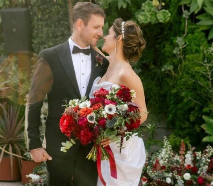 Tom Oakley Wiki (Missy Peregrym’s Husband), Age, Height, Net Worth, Bio