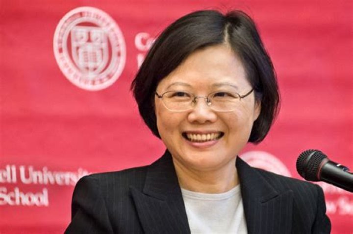 Tsai Ing-Wen | Bio, Age, Net Worth, Relationship, Career