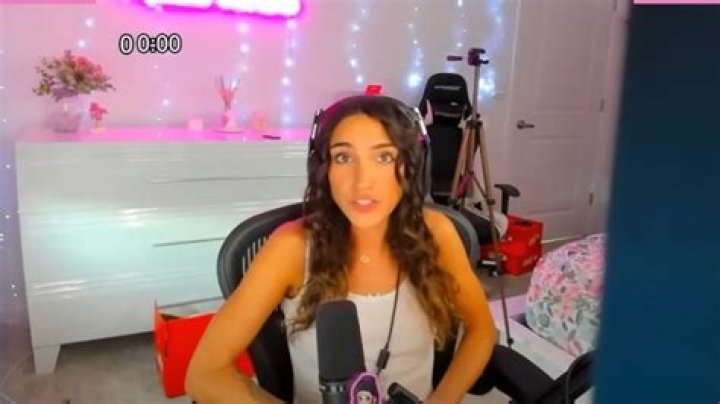 Twitch: Who Is Baaulp? Face And Real Name Revealed Of The Streamer