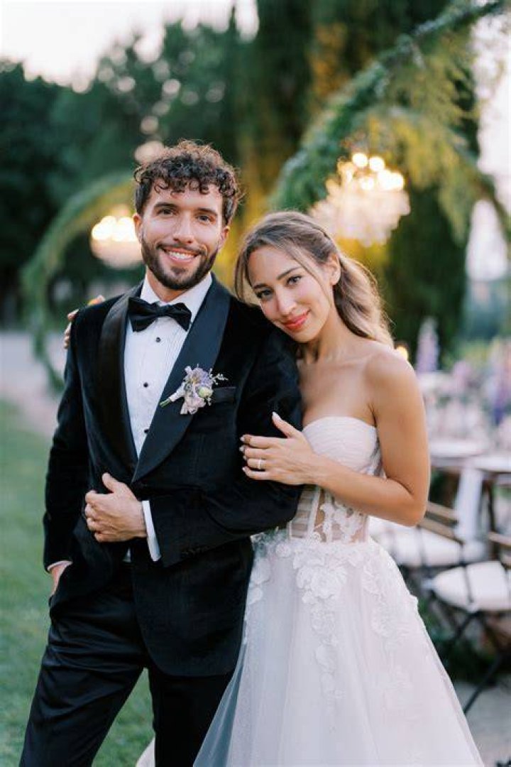 Vicky Justiz- Biography, Height, Net Worth, Boyfriend