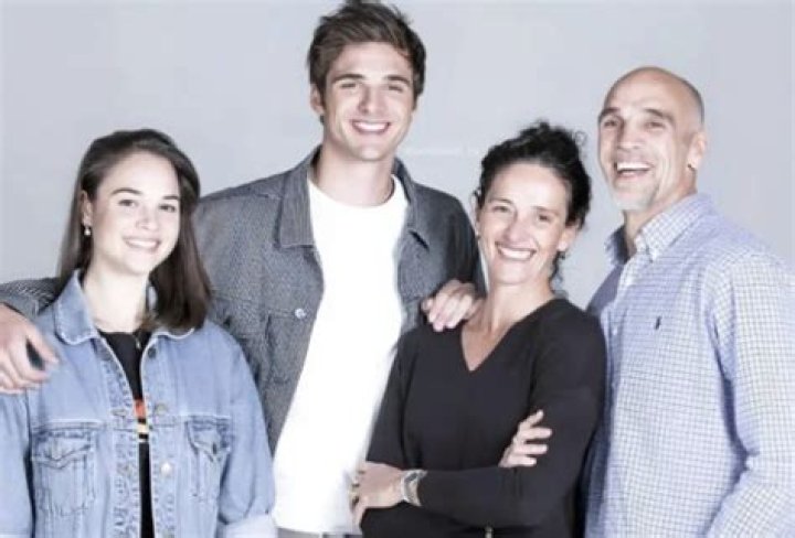 Who Are Jacob Elordi Parents? Meet Dad John Elordi And Mom Melissa Elordi
