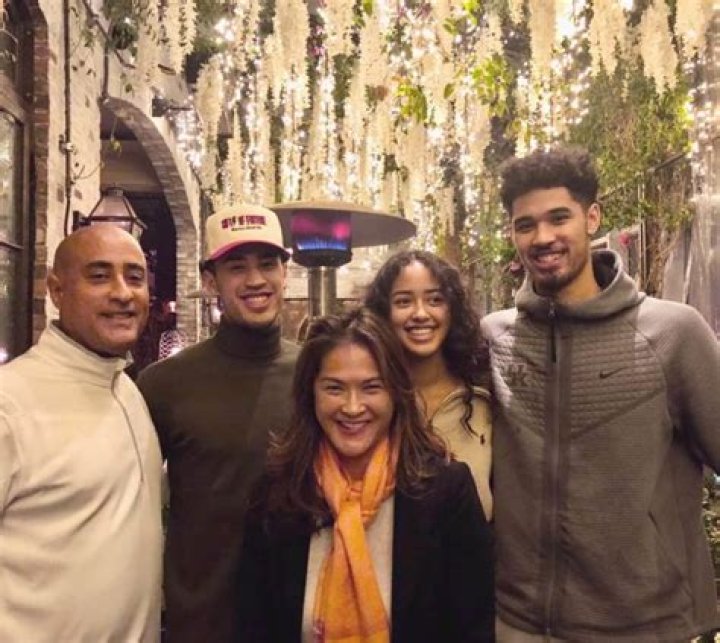 Who Are Johnny Juzang Parents? Meet Hanh Payton-Juzang & Maxie Juzang