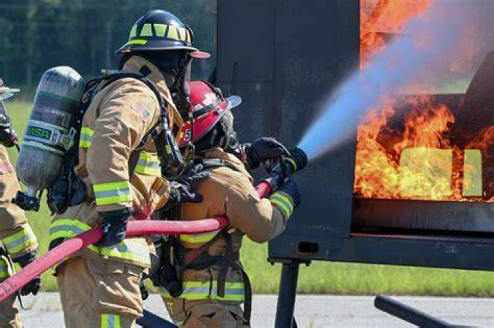 Who Is Daniel Tully? Meet The Firefighter And A Contestant Of ‘The Bachelorette’ S18