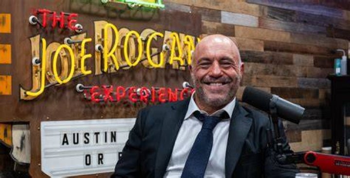 Who Is Dr Robert Malone? Obituary & Cause Of Death – Joe Rogan Podcast