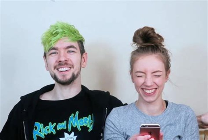 Who Is Gab Smolders? Jacksepticeye Girlfriend Details As The Youtube Couple Makes It Official