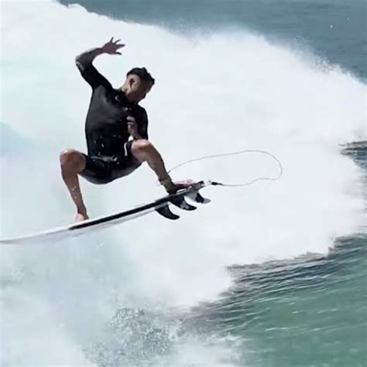 Who Is Italo Ferreira Girlfriend? Meet The Surfer On Instagram