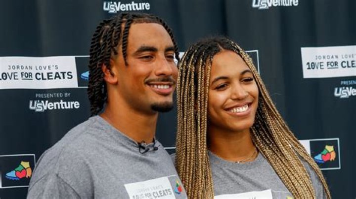 Who Is Ronika Stone? Jordan Love’s Girlfriend Is Proud of The Footballer’s Achievements